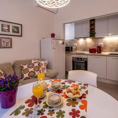 Two-Bedroom Apartment In The Centre Makarska Extérieur photo