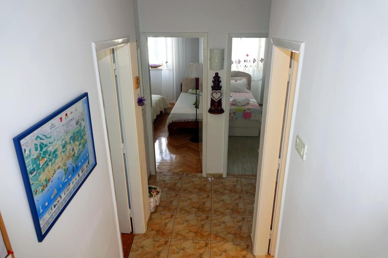 Two-Bedroom Apartment In The Centre Makarska Extérieur photo