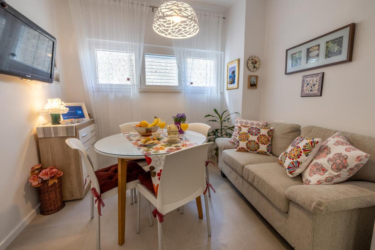 Two-Bedroom Apartment In The Centre Makarska Extérieur photo